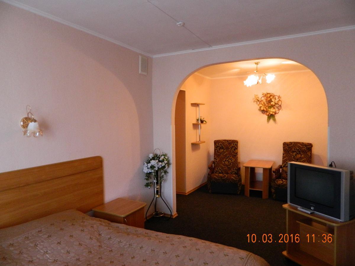 Hotel Druzhba Oleksandriia Exterior foto